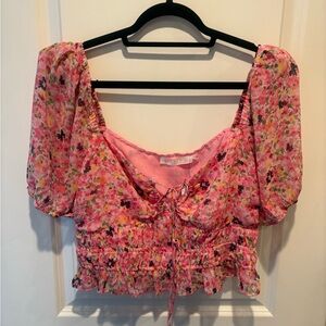 Astr The Label Pink Floral Puff Sleeve Top